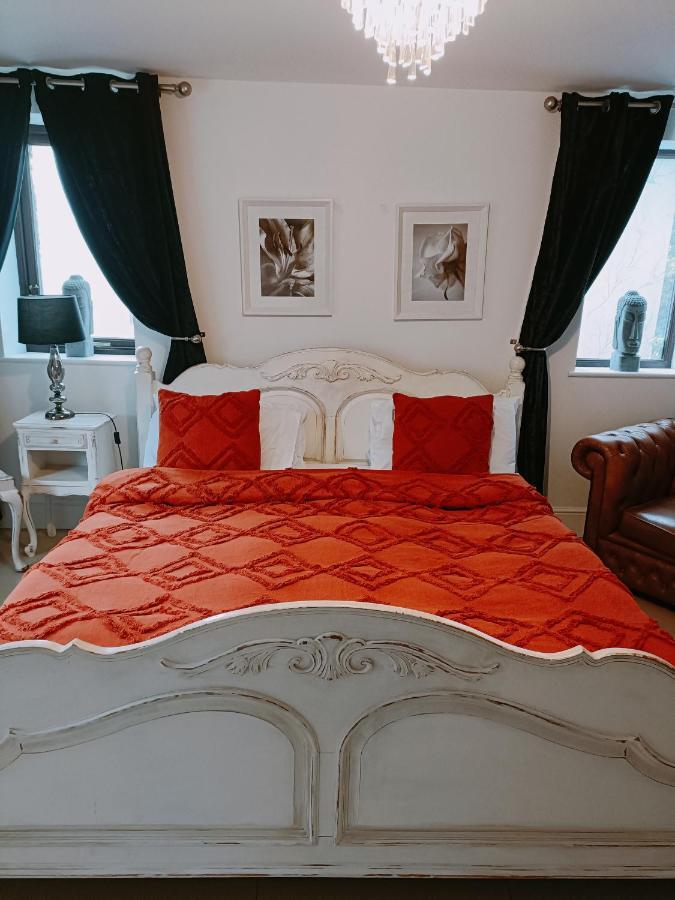 The White Dove Bed And Breakfast With Glamping Newark Showground Εξωτερικό φωτογραφία
