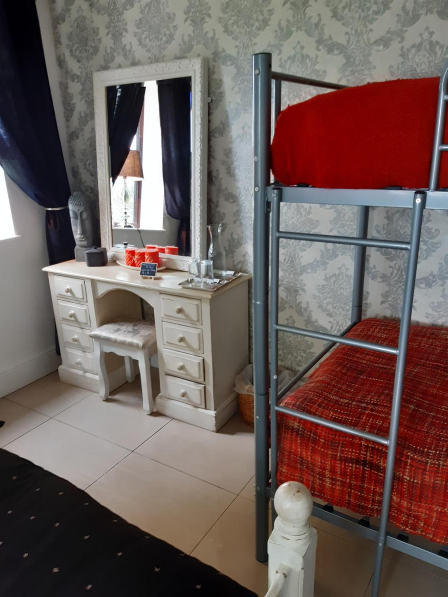 The White Dove Bed And Breakfast With Glamping Newark Showground Δωμάτιο φωτογραφία